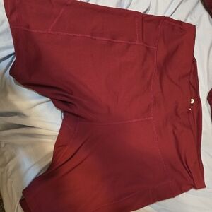 Velocity High-Rise Burgundy Bike Shorts with Side Pocket